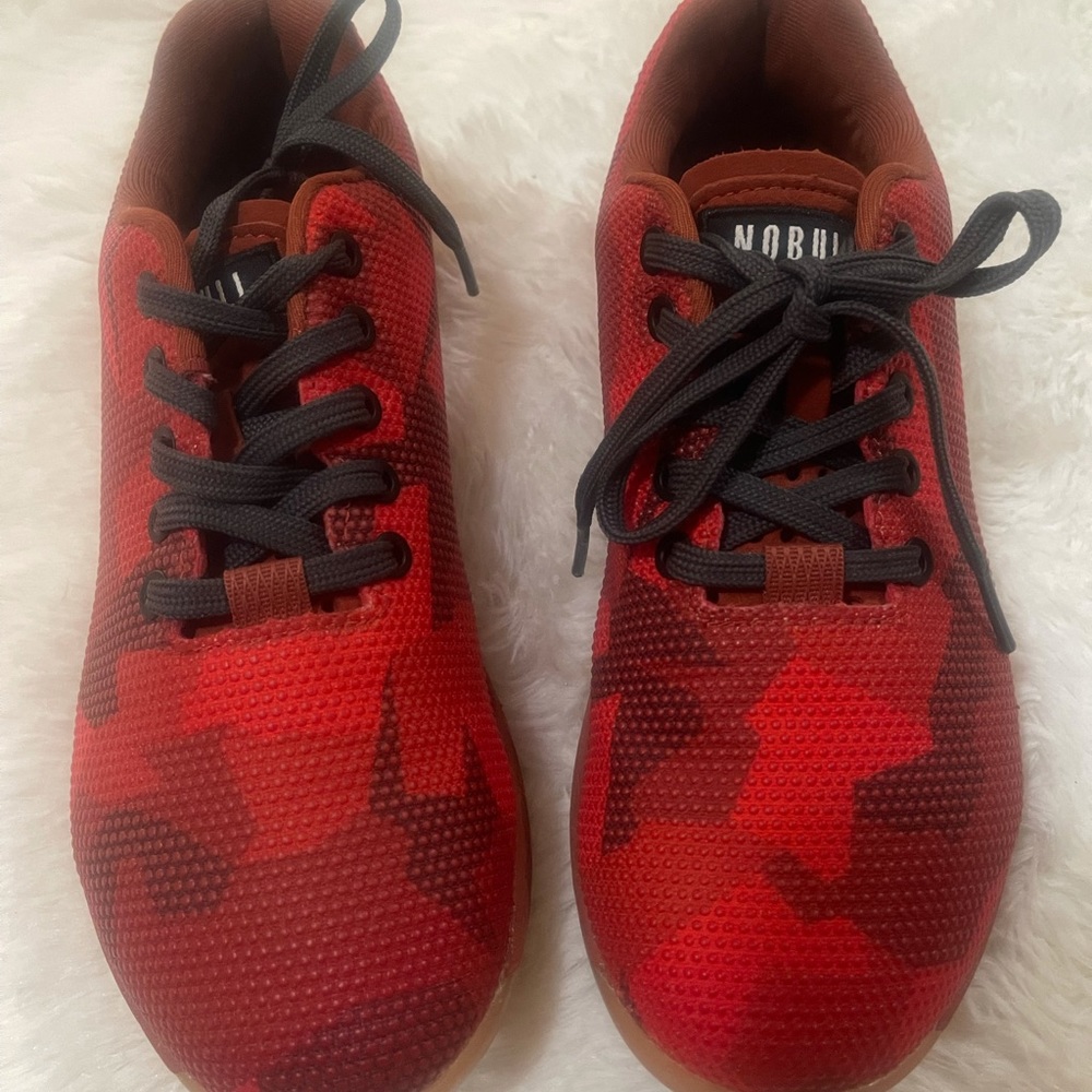 NOBULL FIRE CAMO TRAINER WORN ONCE W9/M7.5